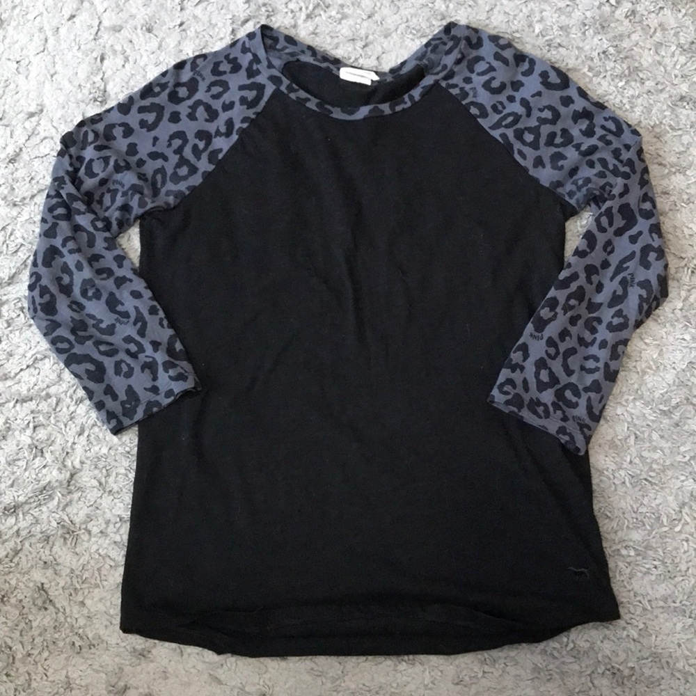 VS PINK baseball T